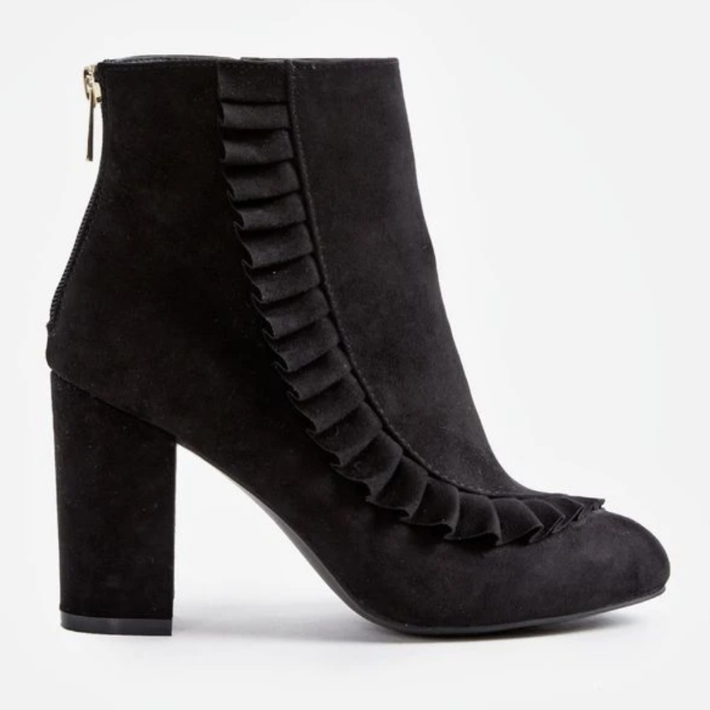 Faux suede black ruffle bootie boots - Picture 6 of 7